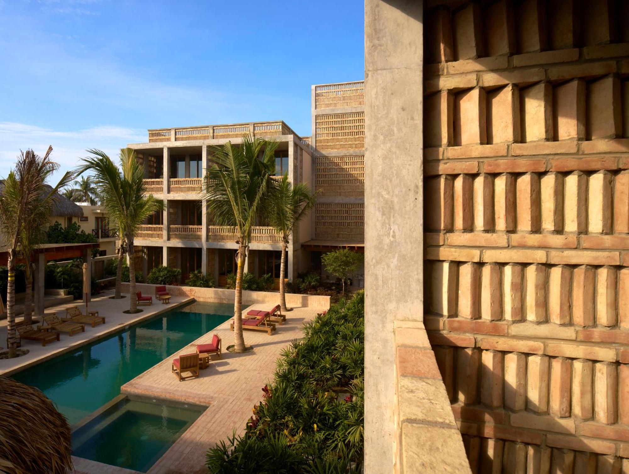 Hotel Humano, A Member Of Design Hotels Brisas de Zicatela ภายนอก รูปภาพ